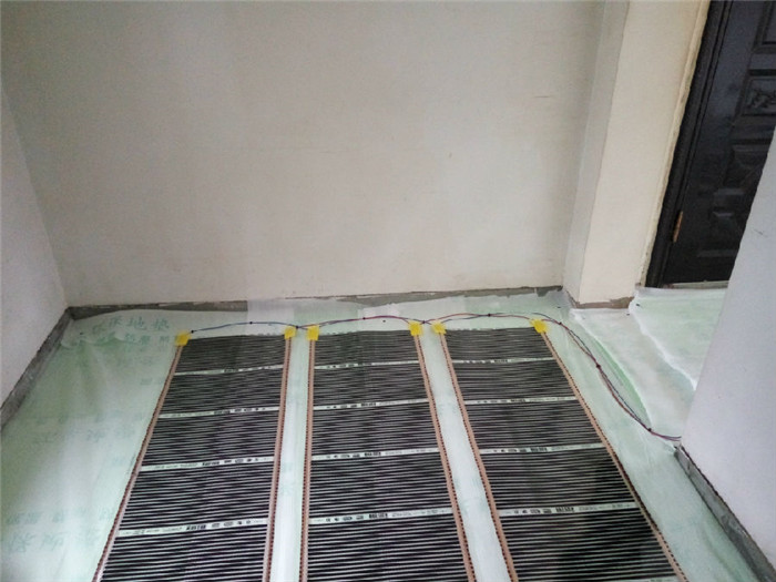 西安秦星电采暖电热膜铺设