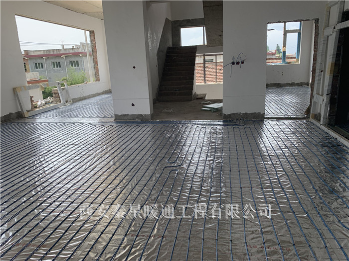 发热电缆电地暖安装