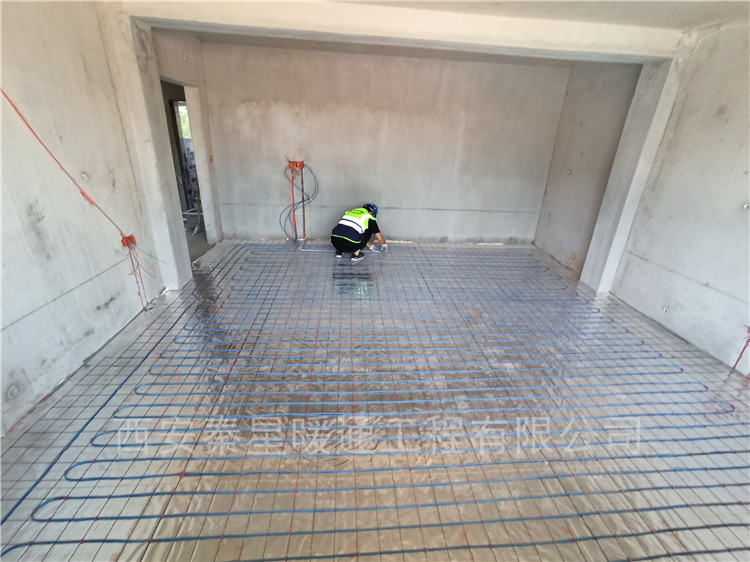 自建房电地暖安装